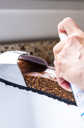 NIKWAX Footwear Refresh Odświeżacz Butów Sportowych Sandały Wkładki 125 ml