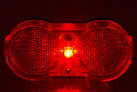 2K Lampka rowerowa LED na bagażnik z odblaskiem ba