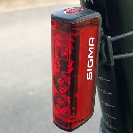 SIGMA BLAZE LAMPKA ROWEROWA LED Z CZUJNIEKIEM STOP