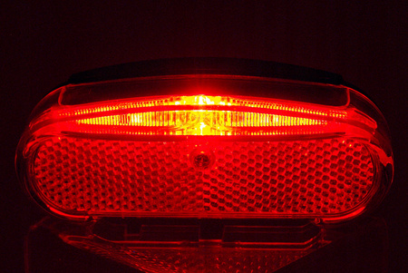2K Lampka rowerowa LED na bagażnik z odblaskiem ba