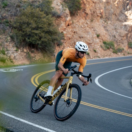 Lampka Rowerowa Przednia MAGICSHINE Lampka Przód ALLTY 1200U USB z Pilotem