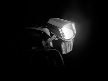 LAMPA ROWEROWA PRZEDNIA NA DYNAMO Z PODTRZYMANIEM ŚWIECENIA 45 LUX