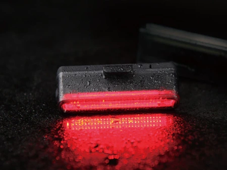 Lampka Rowerowa Tylna USB MAGICSHINE SEEMEE 30 lm V2.0 Czujnik Światła