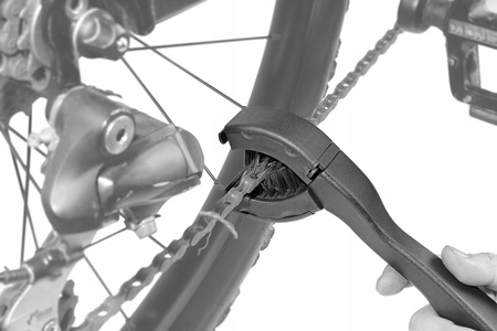 SuperB UNIWERSALNA SZCZOTKA DO ŁAŃCUCHA 2 W 1