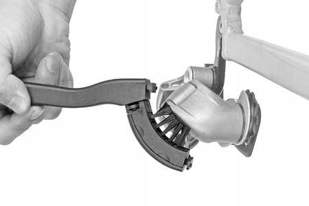 SuperB UNIWERSALNA SZCZOTKA DO ŁAŃCUCHA 2 W 1